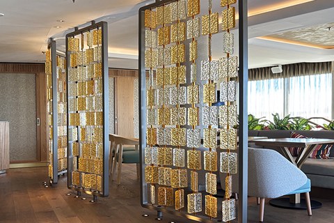Cast glass screens at The BoTree hotel, London